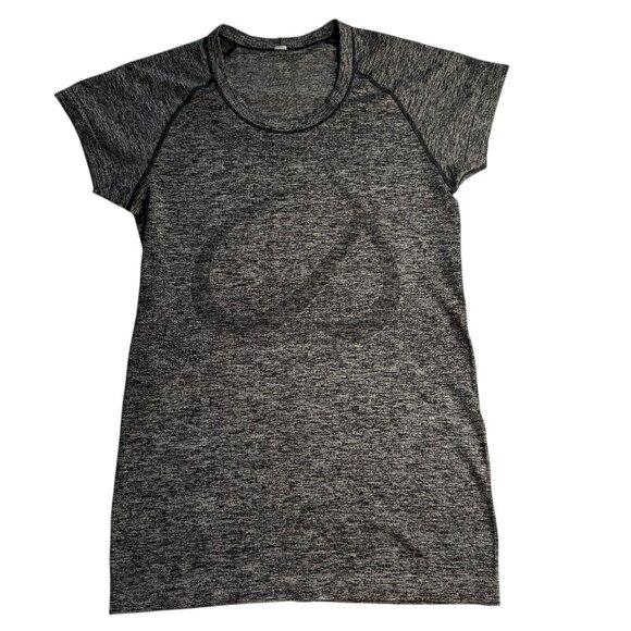 CRZ Yoga Gray Athletic T Shirt Short sleeve.  Stretchy Crew Neck Size Women's M - Picture 1 of 4